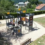 Mobil-home 4 Pers Avec Terrasse A - Api-1-52-1235 Campsite Vic-sur-Cere