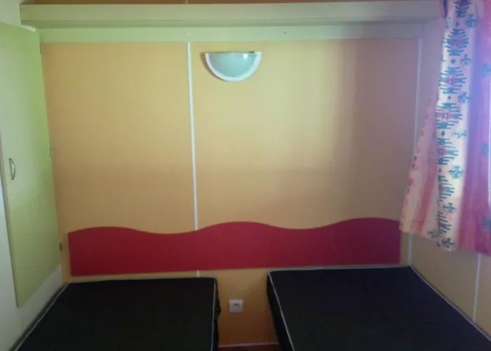 Mobil-home 4 Pers Avec Terrasse A - Api-1-52-1235 Кемпинг Вик-сюр-Сер